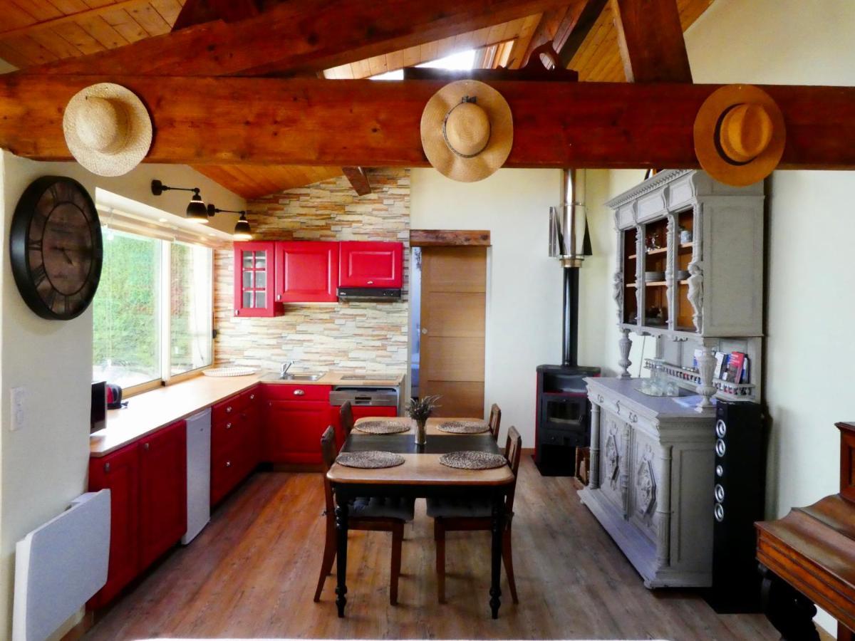- Le Patio - Calme, Chaleureux, Unique Apartment เบอซองซง ภายนอก รูปภาพ