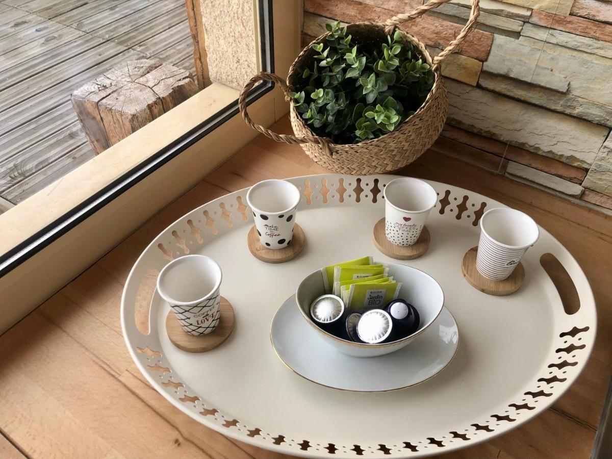 - Le Patio - Calme, Chaleureux, Unique Apartment เบอซองซง ภายนอก รูปภาพ